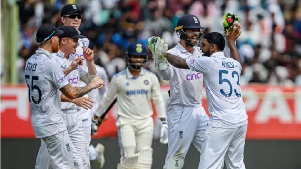 Ind Vs Eng 4th Test Live Score: भारत और इंग्लैंड के बिच चौथा टेस्ट जारी, इंग्लैंड का ये खिलाड़ी हुआ बाहर