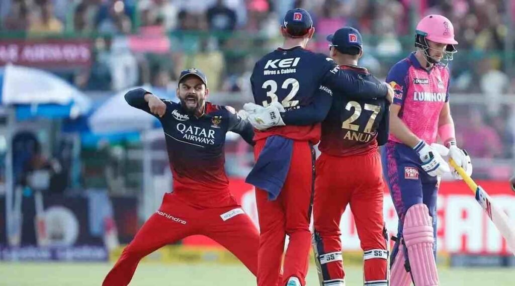RCB VS RR 2024: RCB के मैच से पहले वायरल हुई तस्वीर, फैंस का दिखा दीवानापन 1 RCB VS RR 2024: RCB के मैच से पहले वायरल हुई तस्वीर, फैंस का दिखा दीवानापन